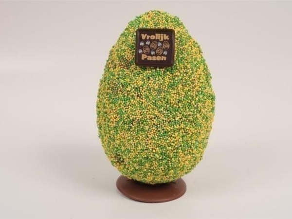 Luxe opgemaakt paasei Evie 250 g.